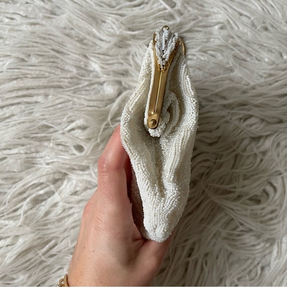 Calvaire New York Vintage Ivory Beaded Gold Hardware Small Evening Bag Pouchette - Picture 4 of 12